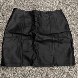 Forever 21 faux leather skirt